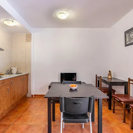 Monte Gorbea 7 J Apartment *